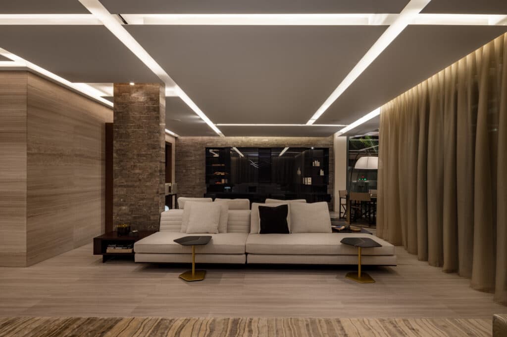 Villa Solis interior by Treasures International, image 3