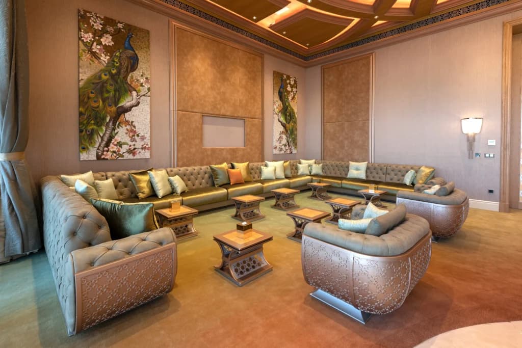 Oasis Farmhouse interior by Treasures International, image 3